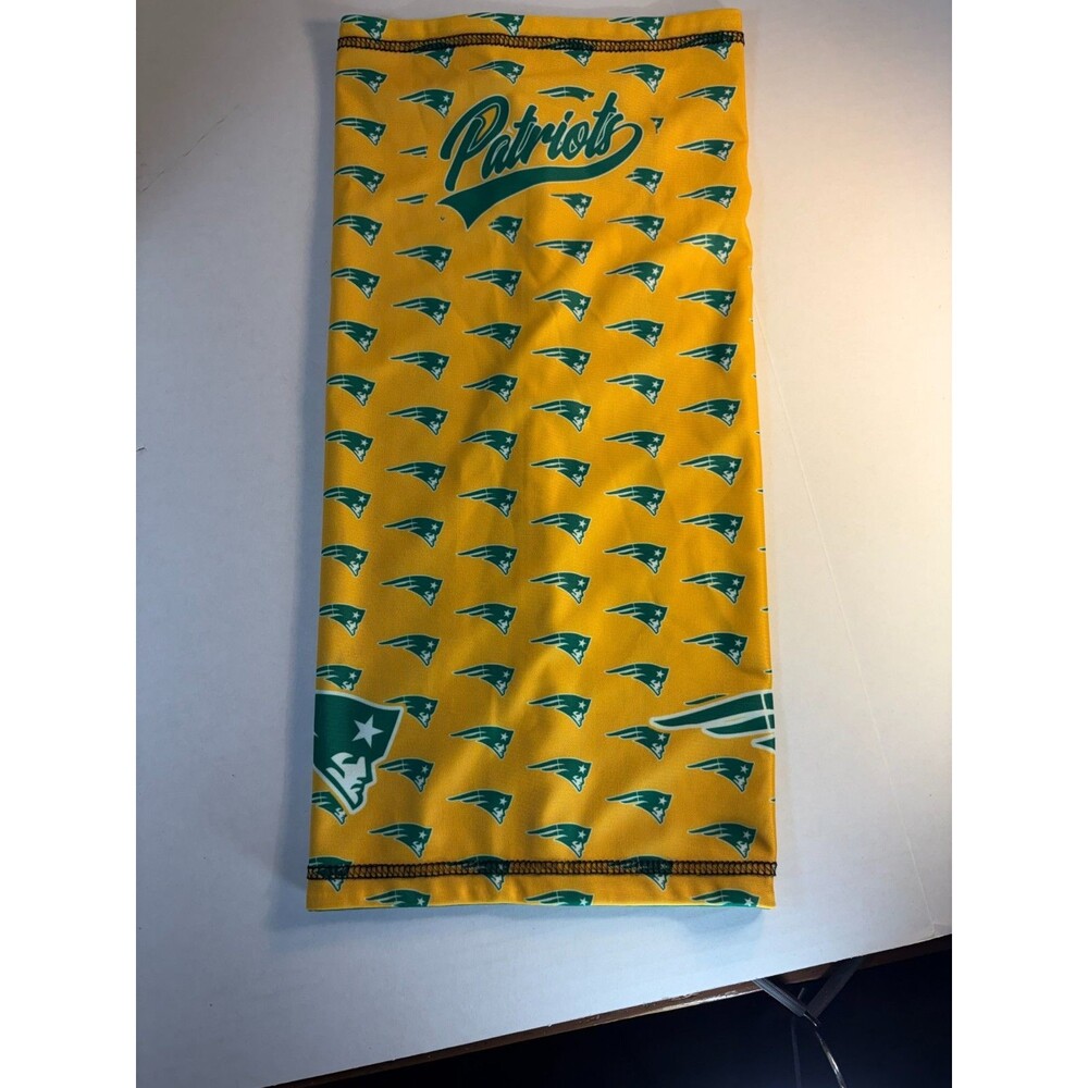 New England Patriots Green Gold Yellow Reversible Neck Gaiter